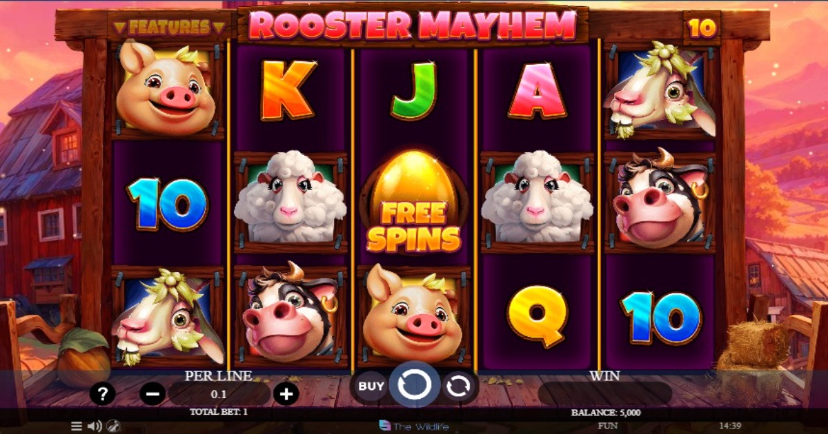 Rooster Mayhem slot base game