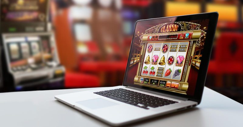 Why Gamblers Choose Slots Over Blackjack?