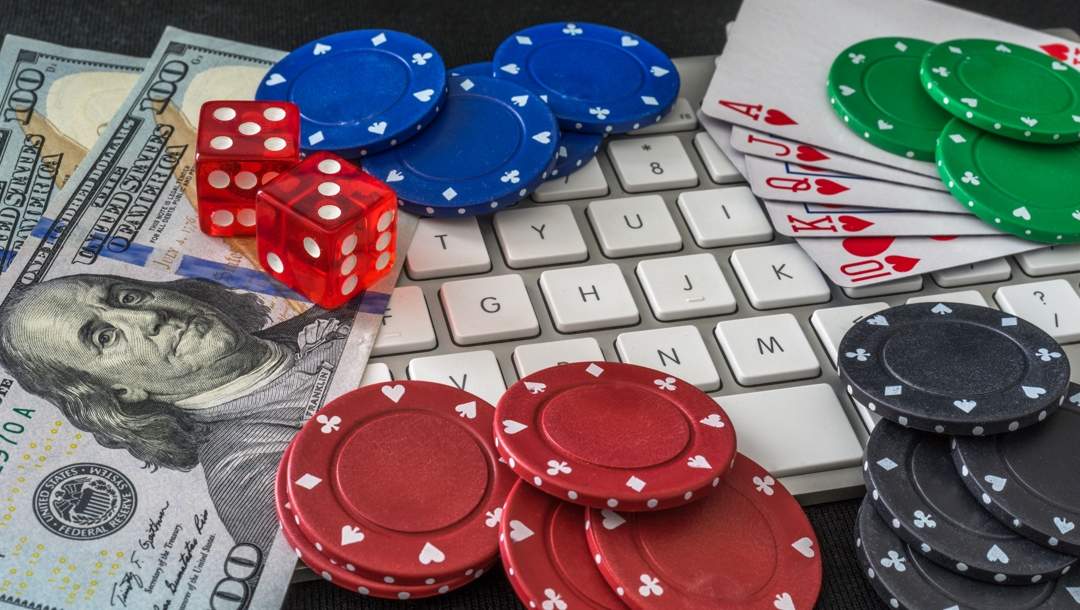Why online casinos are taking over the gambling industry