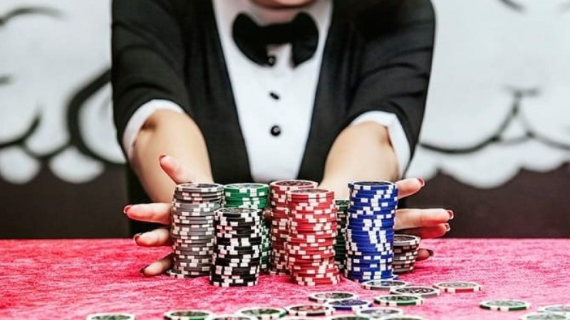 The Gambler's Guide: Tips for a Winning Streak in Gambling