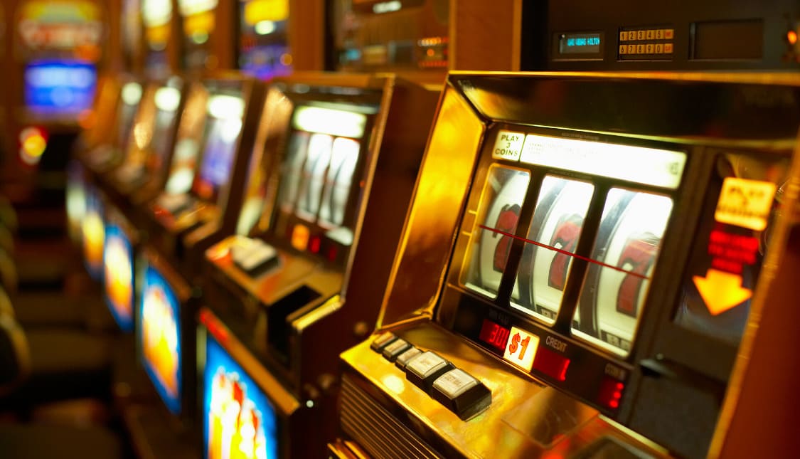 Reel Rewards: Unveiling the Allure of Online Casino Slots