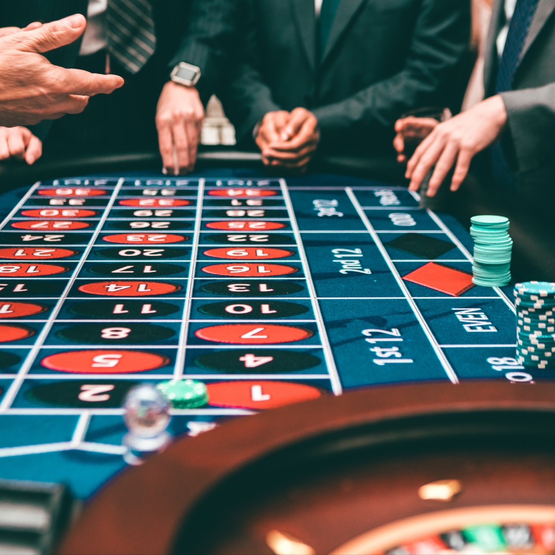 How do online casino UK bonuses work?